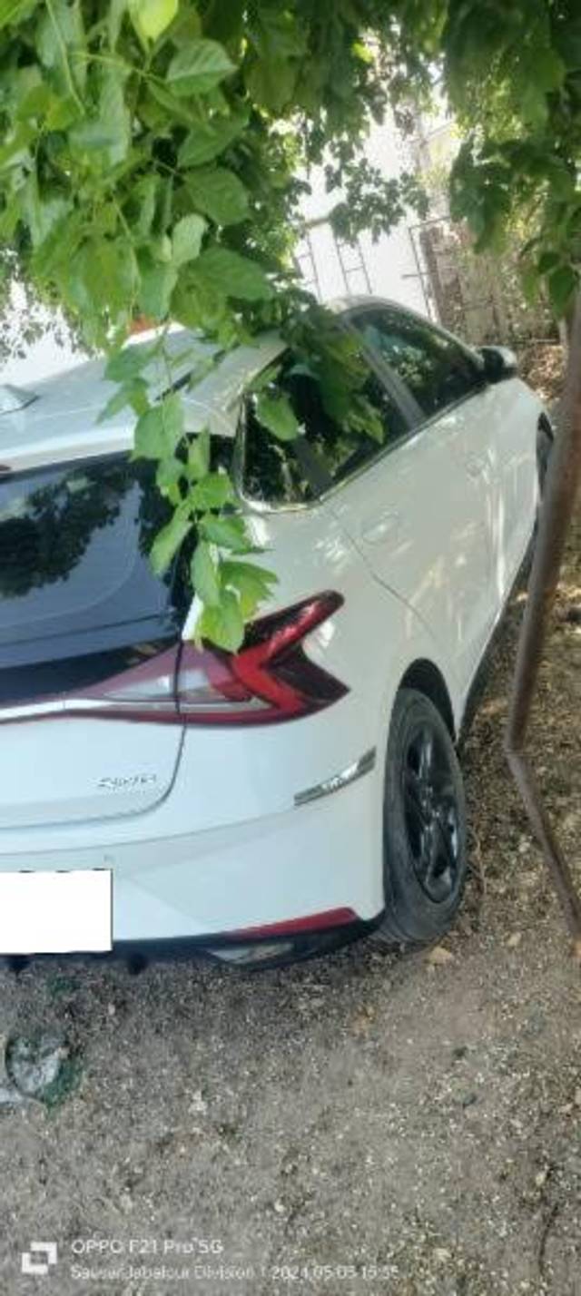 https://images10.gaadi.com/usedcar_image/4628730/original/processed_8bf5f986-27d2-43f0-b386-ac85596d674c.jpg?imwidth=6402