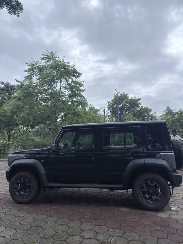 https://images10.gaadi.com/usedcar_image/4628735/original/d9f4dca67b61ab3d41fc7f168ce96431.jpg?imwidth=6401