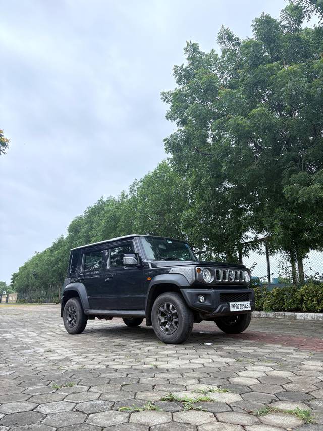 https://images10.gaadi.com/usedcar_image/4628735/original/processed_d1d2903521f6ff27bcf781d1a8227074.jpg?imwidth=6402