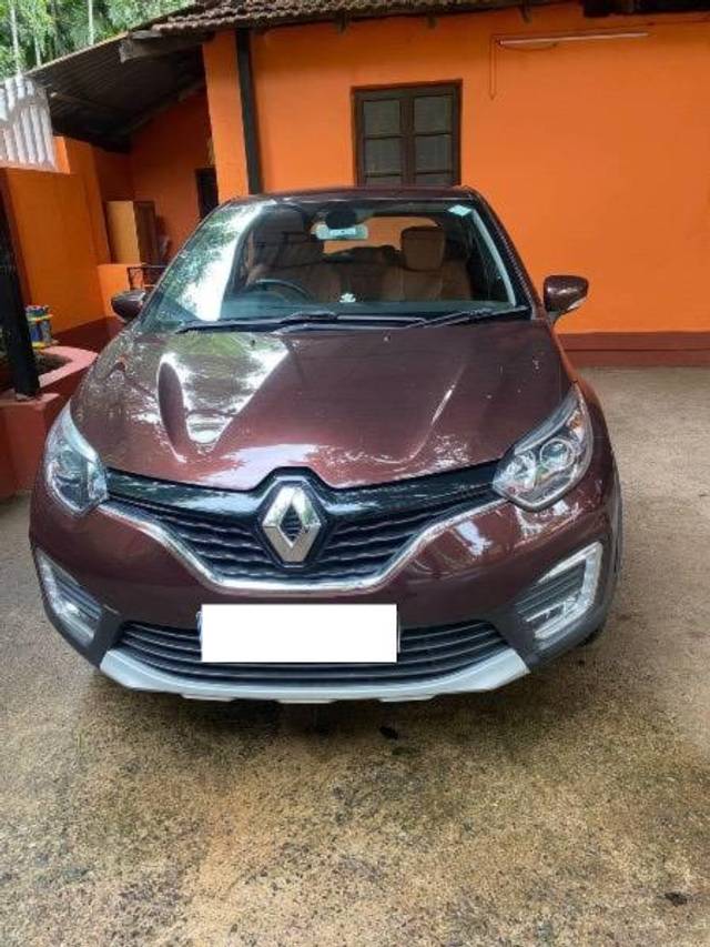 https://images10.gaadi.com/usedcar_image/4628736/original/processed_ee3efde1-33da-4369-a907-f243343f8ce9.jpeg?imwidth=6401