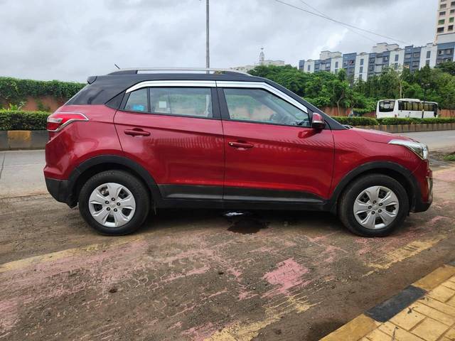 https://images10.gaadi.com/usedcar_image/4628792/original/processed_cf7f01775f8f06aaa56aa650f3e9c4e1.jpg?imwidth=6401