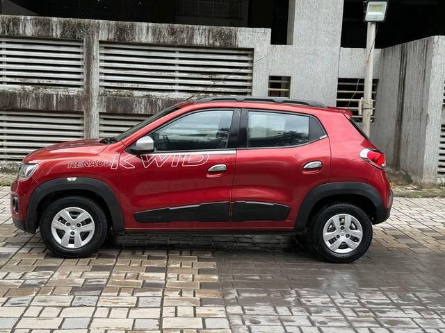 https://images10.gaadi.com/usedcar_image/4628794/original/processed_47956e4cf302526b56e646903144ac75.jpg?imwidth=6402