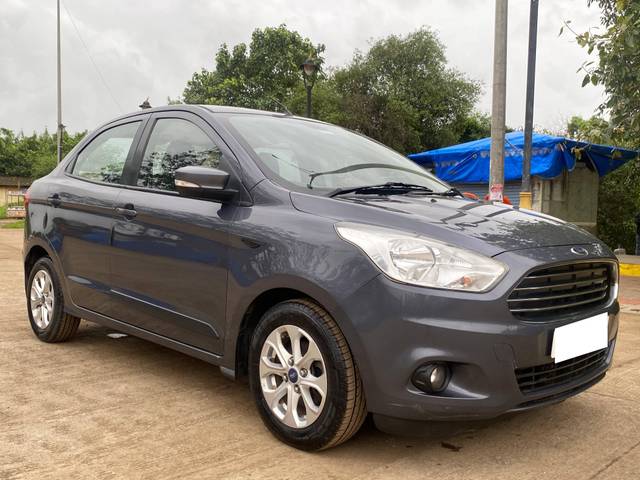 https://images10.gaadi.com/usedcar_image/4628802/original/processed_70d6aafec9abf7f2e9396462a9cedaa6.jpg?imwidth=6400