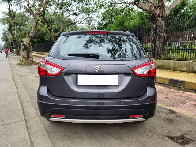 https://images10.gaadi.com/usedcar_image/4628815/original/processed_d2b5025caf35c00901d9c93d8a259f37.jpg?imwidth=6402