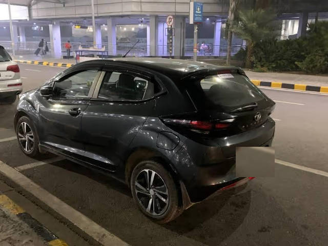 https://images10.gaadi.com/usedcar_image/4628860/original/bf91fde9-7ca5-4412-a428-778ca17d028b.png?imwidth=6400