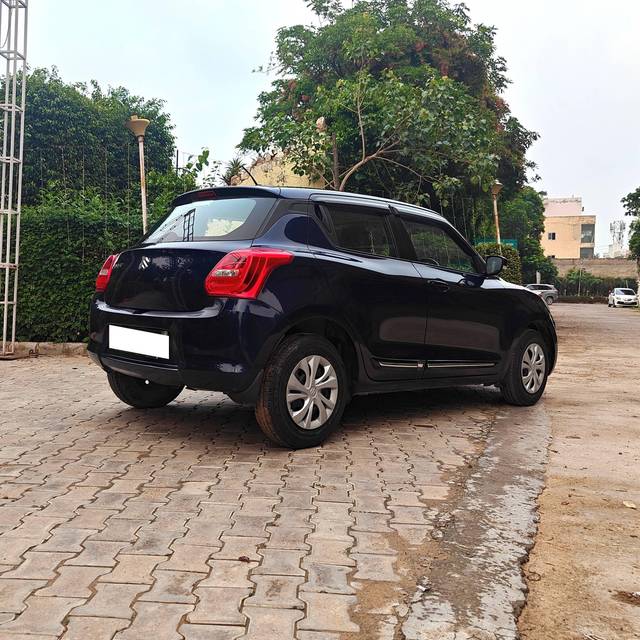 https://images10.gaadi.com/usedcar_image/4628881/original/processed_1c99cf7512431b2aa95dc9d81ad10f91.jpg?imwidth=6402