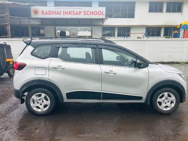 https://images10.gaadi.com/usedcar_image/4628920/original/processed_508b5947-6107-4b03-ac2c-3ff913e023b4.jpeg?imwidth=6401