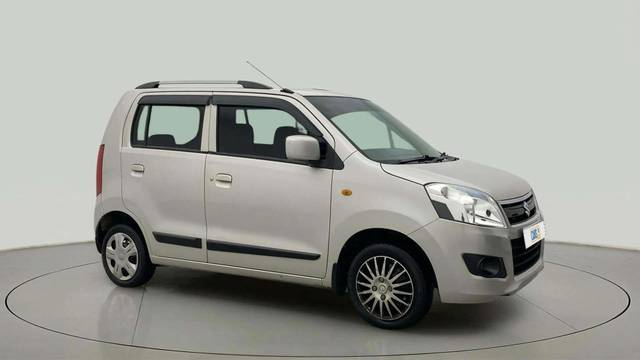 https://images10.gaadi.com/usedcar_image/4628980/original/61eff51bb4363c78bcbfe3a77ff241bb.jpg?imwidth=6400
