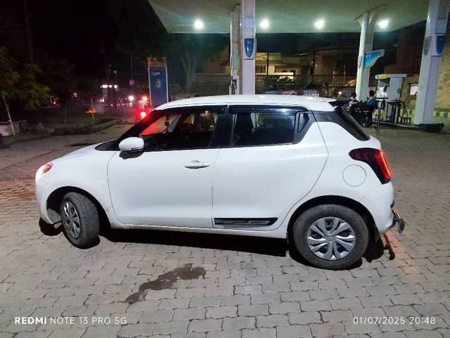 https://images10.gaadi.com/usedcar_image/4628982/original/processed_219d4534-2a69-4bf4-b9a1-c78586970c0a.jpg?imwidth=6402