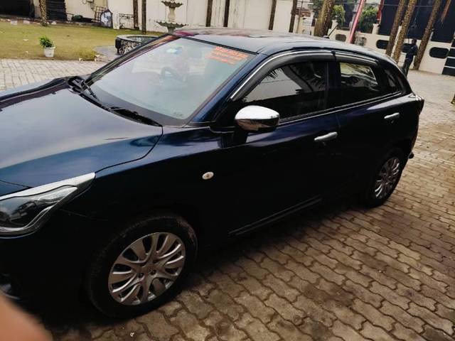 https://images10.gaadi.com/usedcar_image/4628984/original/processed_7f9fe503-a4c6-4476-89a4-95ebdf177c71.jpg?imwidth=6400