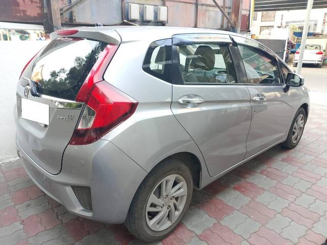 https://images10.gaadi.com/usedcar_image/4629015/original/processed_0055afa62a05dfaa817c4b377841d2b5.jpg?imwidth=6400
