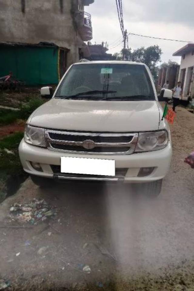 https://images10.gaadi.com/usedcar_image/4629081/original/processed_ffc89b1e-e3d9-4c04-abff-0e1418aa3be8.jpg?imwidth=6400