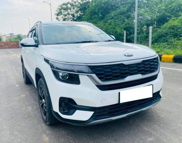 https://images10.gaadi.com/usedcar_image/4629089/original/processed_185d1e86-3cbf-4e40-a413-da02973b1117.jpg?imwidth=6400