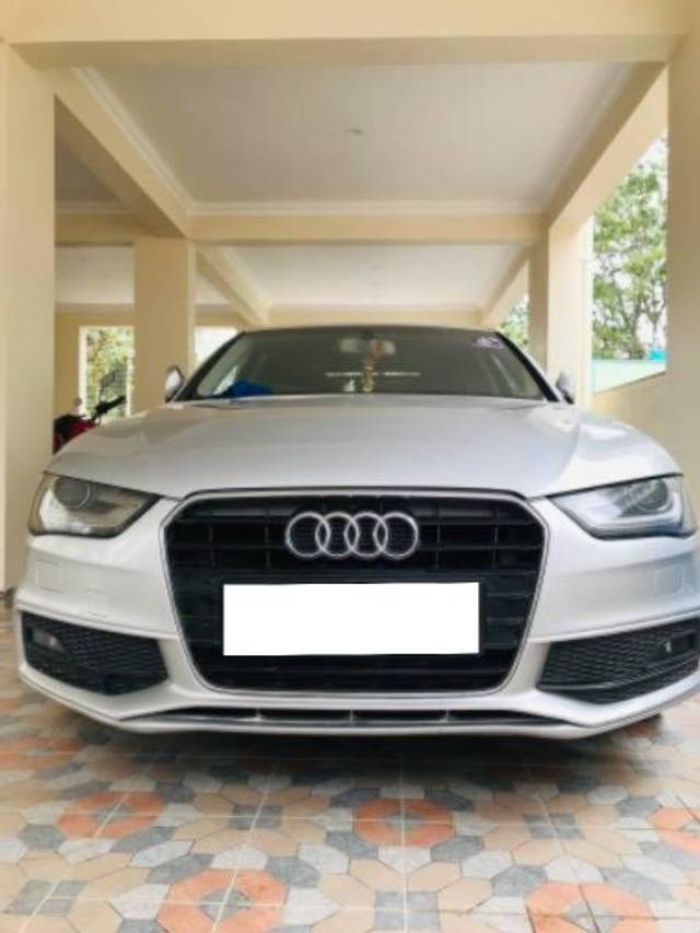 https://images10.gaadi.com/usedcar_image/4629091/original/processed_0a96c3b7-3d1e-4252-a6db-9f9c0b4210ea.jpeg?imwidth=6402