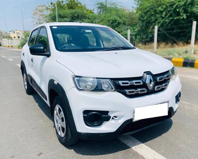 https://images10.gaadi.com/usedcar_image/4629134/original/processed_3731b347-a92c-46ca-adc8-45ce223f24d1.jpg?imwidth=6400