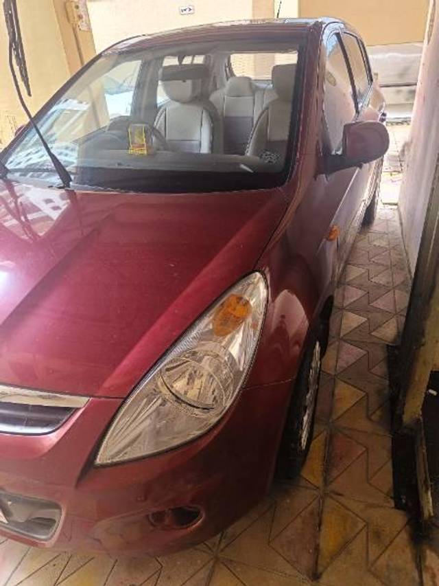 https://images10.gaadi.com/usedcar_image/4629141/original/processed_5f1842bc-efe4-4d4e-8457-70b17e91b7e0.jpg?imwidth=6400