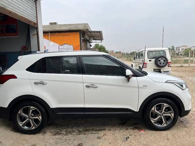 https://images10.gaadi.com/usedcar_image/4629168/original/processed_38effe05-5c1a-4146-a53e-be8c011fd172.jpeg?imwidth=6401
