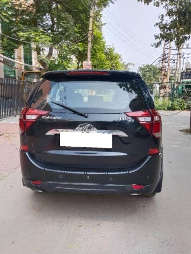 https://images10.gaadi.com/usedcar_image/4629188/original/processed_7d85331f-87ff-4fdc-b939-34b809e0a36b.jpg?imwidth=6402