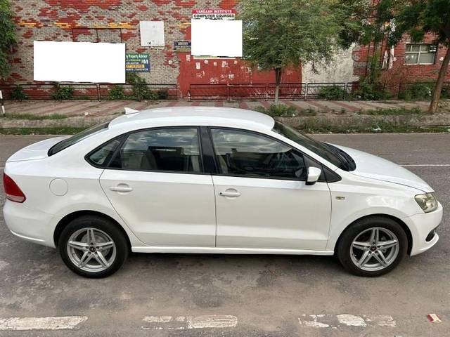 https://images10.gaadi.com/usedcar_image/4629195/original/processed_36217a3b-3c4a-417b-8daf-e10f8ff3ff9f.jpg?imwidth=6401
