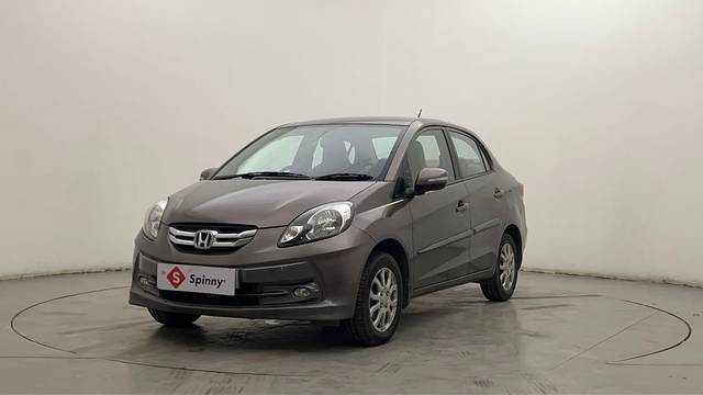 https://images10.gaadi.com/usedcar_image/4629196/original/6740567ce585bd330cfb8541d450f26f.JPG?imwidth=6400