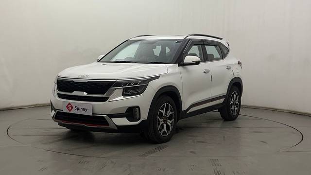https://images10.gaadi.com/usedcar_image/4629199/original/6b924bb9f6fa17e3bc479c3c5a5f0b9a.JPG?imwidth=6400