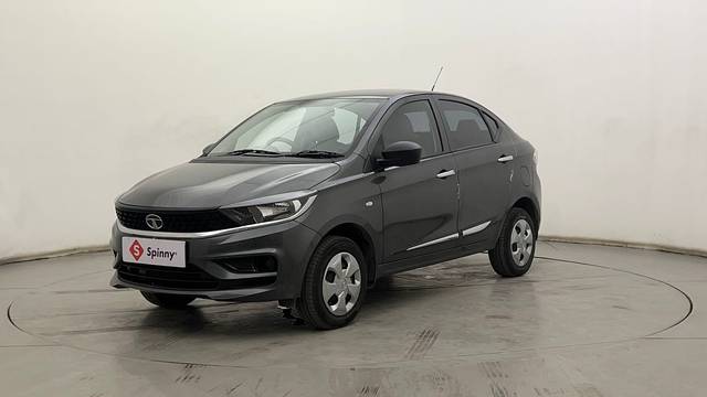 https://images10.gaadi.com/usedcar_image/4629216/original/2651fb3a8ccde40242993c55d8122bb5.JPG?imwidth=6400