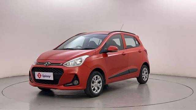 https://images10.gaadi.com/usedcar_image/4629234/original/7425c8ac2d4a259e12bcf27bae184d52.JPG?imwidth=6400