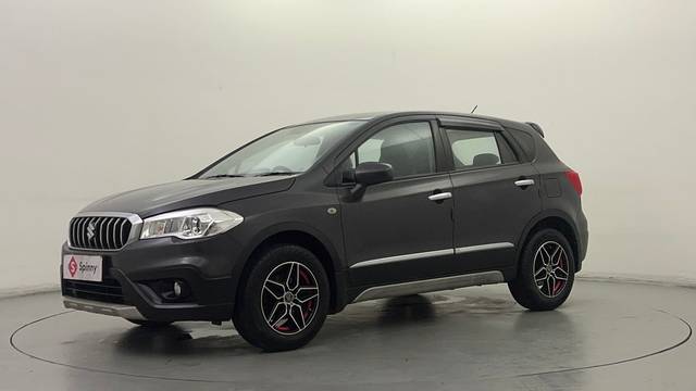 https://images10.gaadi.com/usedcar_image/4629242/original/9d6767cf1c54401eb281d007bbec659e.JPG?imwidth=6400