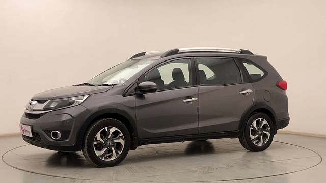 https://images10.gaadi.com/usedcar_image/4629265/original/e3afb2a6e8aa17498b4fe19fd1aaab3a.JPG?imwidth=6400