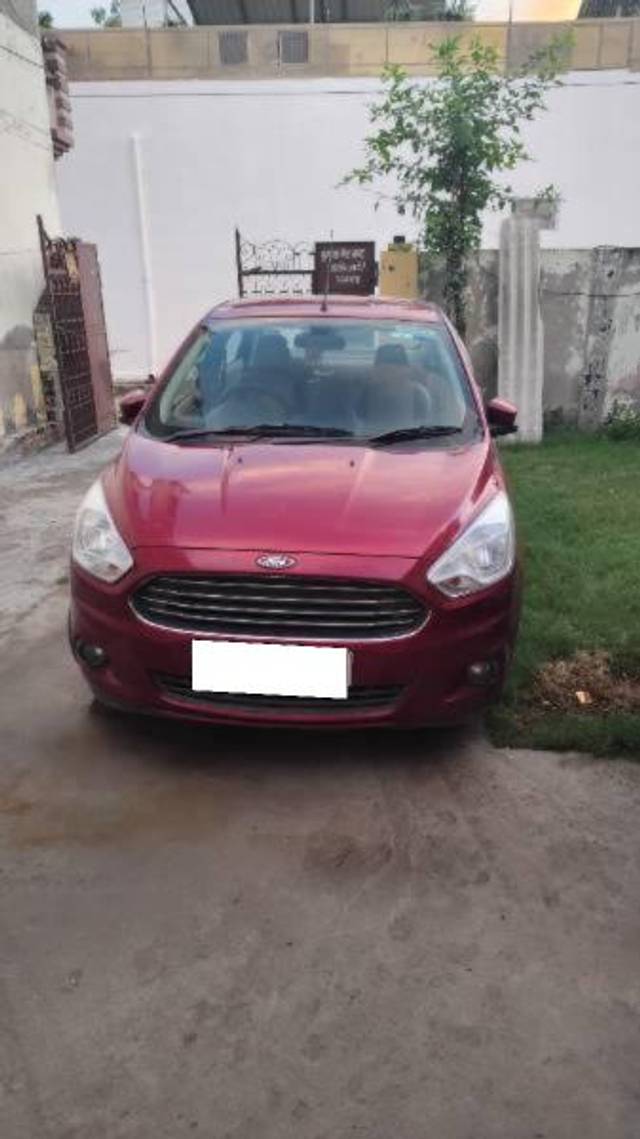 https://images10.gaadi.com/usedcar_image/4629277/original/processed_b2b9e721-6a52-4546-8423-6e172c80db95.jpeg?imwidth=6400
