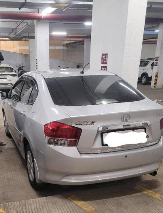 https://images10.gaadi.com/usedcar_image/4629313/original/processed_cd3ac887-923e-44aa-88a8-1af40ddb8dca.jpg?imwidth=6402