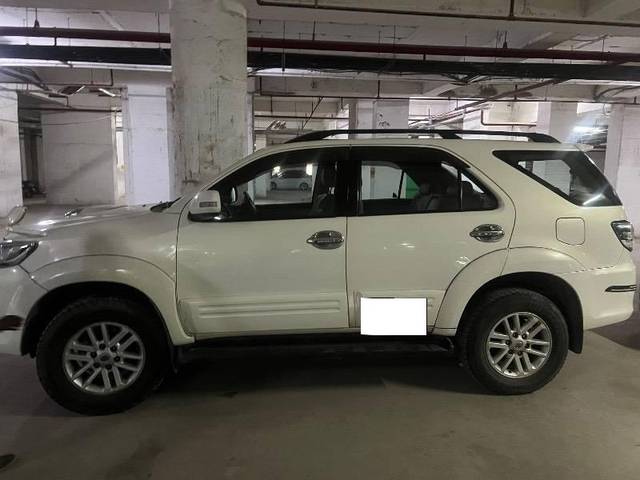 https://images10.gaadi.com/usedcar_image/4629327/original/processed_b8283fa6-8f45-45cb-8651-c1ba739a3301.jpeg?imwidth=6401