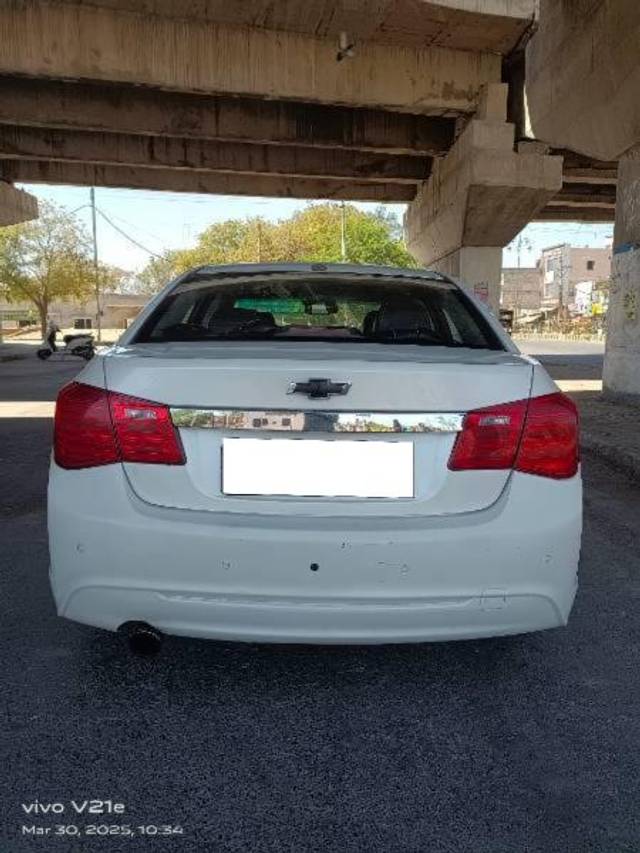 https://images10.gaadi.com/usedcar_image/4629335/original/processed_ef8d4eac-0777-458c-b529-25e39344b59f.jpg?imwidth=6401