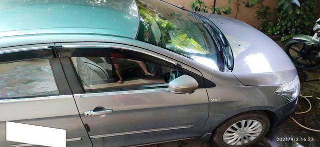 https://images10.gaadi.com/usedcar_image/4629350/original/processed_06338cc2-1cc2-4759-8d16-cb95ce9cd396.jpg?imwidth=6400