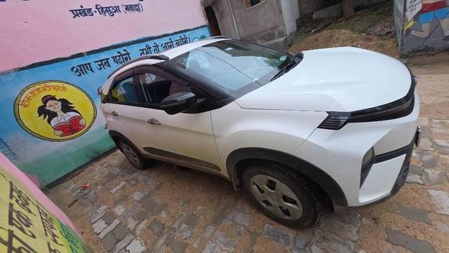 https://images10.gaadi.com/usedcar_image/4629353/original/processed_de6ae420-ad38-4ddd-87c0-24d9b4076f66.jpg?imwidth=6400