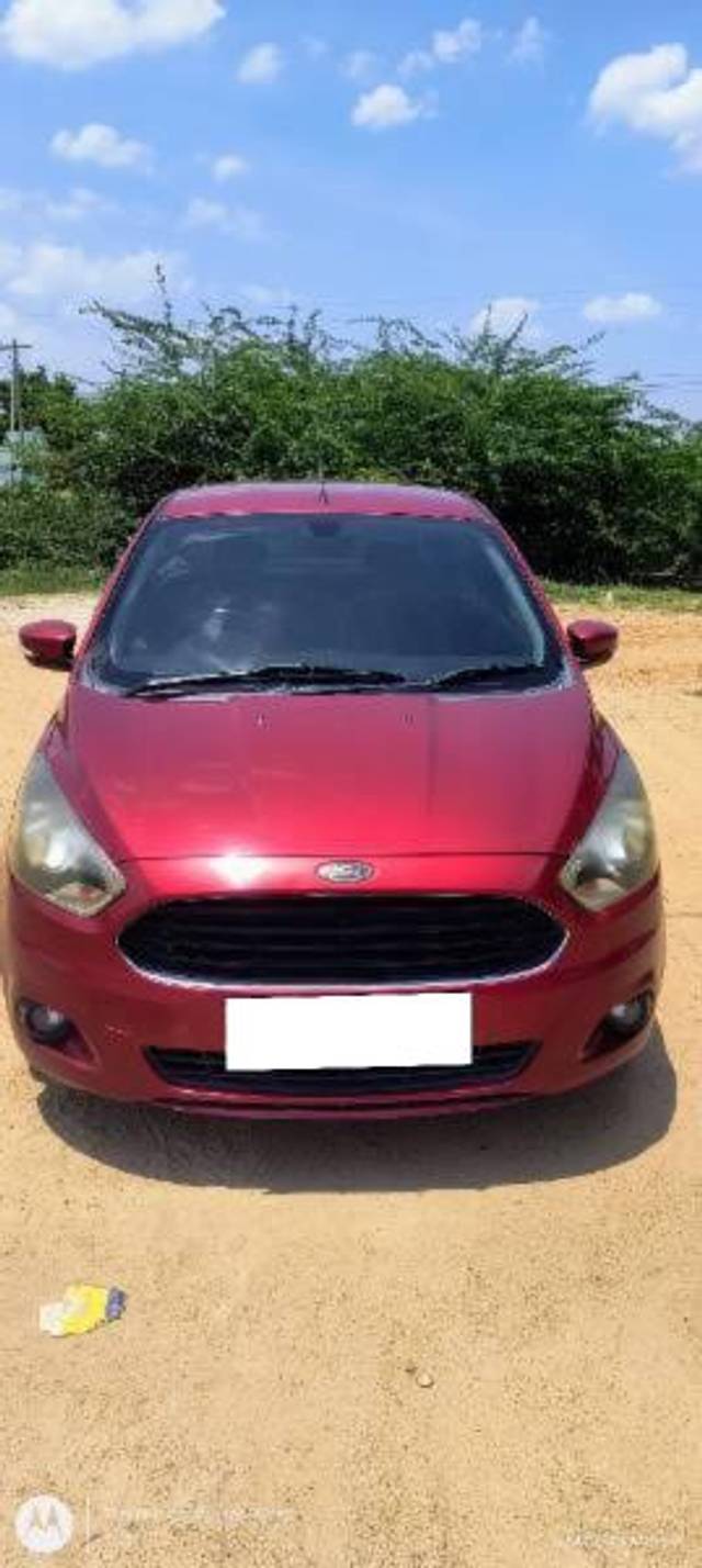 https://images10.gaadi.com/usedcar_image/4629360/original/processed_897e6c97-a587-44eb-891a-1ef4ba9a8bda.jpg?imwidth=6400