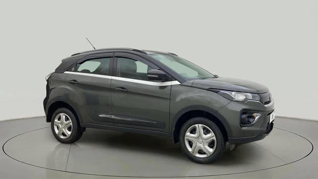 https://images10.gaadi.com/usedcar_image/4629430/original/18d6faf2086f72346ec4aaa779d58d9f.jpg?imwidth=6400