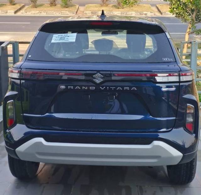 https://images10.gaadi.com/usedcar_image/4629433/original/processed_c51bbebd-e5f3-42bc-b523-832b6b25a54c.jpg?imwidth=6402