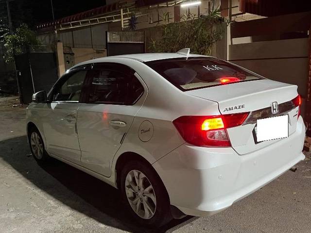 https://images10.gaadi.com/usedcar_image/4629435/original/processed_d0a07cd0-a79e-4414-adc5-3a69e0262eab.jpeg?imwidth=6401
