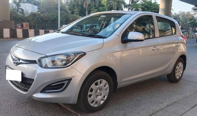 https://images10.gaadi.com/usedcar_image/4629472/original/processed_c3cd4a58fa8e523f550dc6b5d19cf9ec.jpeg?imwidth=6400