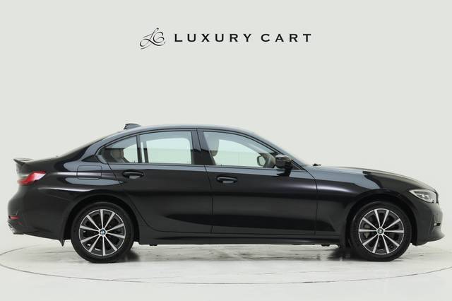 https://images10.gaadi.com/usedcar_image/4629473/original/processed_1c007170fa765353a948d40116e0e5be.jpg?imwidth=6401