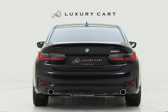 https://images10.gaadi.com/usedcar_image/4629473/original/processed_30667fc6d0f2c99756c8b68531697a34.jpg?imwidth=6402