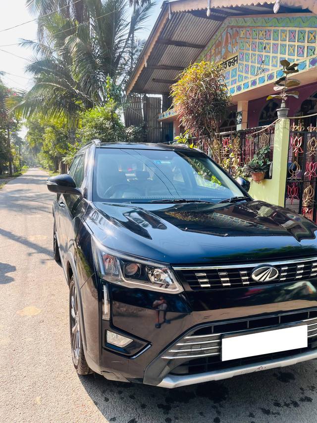 https://images10.gaadi.com/usedcar_image/4629481/original/processed_d97229f2-879f-4dd4-ad15-48f8d4d3b912.jpeg?imwidth=6400