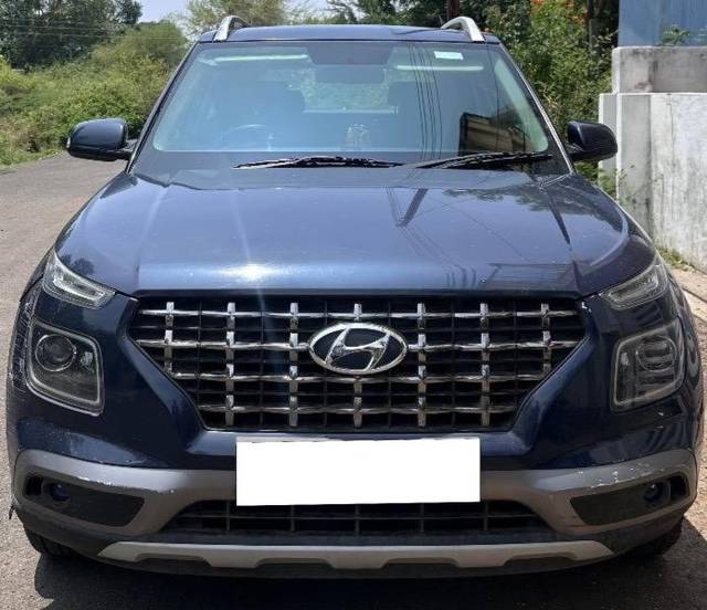 https://images10.gaadi.com/usedcar_image/4629483/original/processed_3ee88a32-b14a-4c1a-8b91-96937e6e7146.jpeg?imwidth=6400