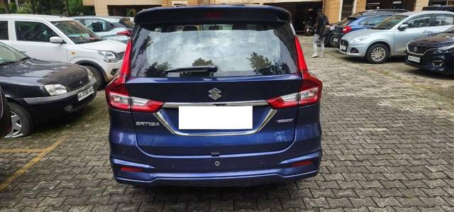 https://images10.gaadi.com/usedcar_image/4629518/original/processed_eb9d51362ecb76ad641a5edc7593103a.jpg?imwidth=6402