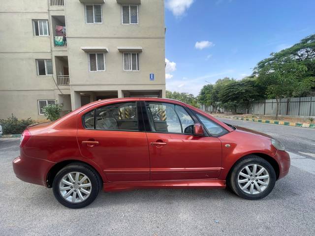 https://images10.gaadi.com/usedcar_image/4629522/original/c684751fd5752964b85a202e3cea8dd9.jpg?imwidth=6401