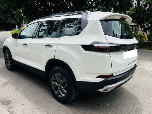 https://images10.gaadi.com/usedcar_image/4629528/original/processed_c66601f7597abcbbf6b7e0133251f2d0.jpg?imwidth=6402