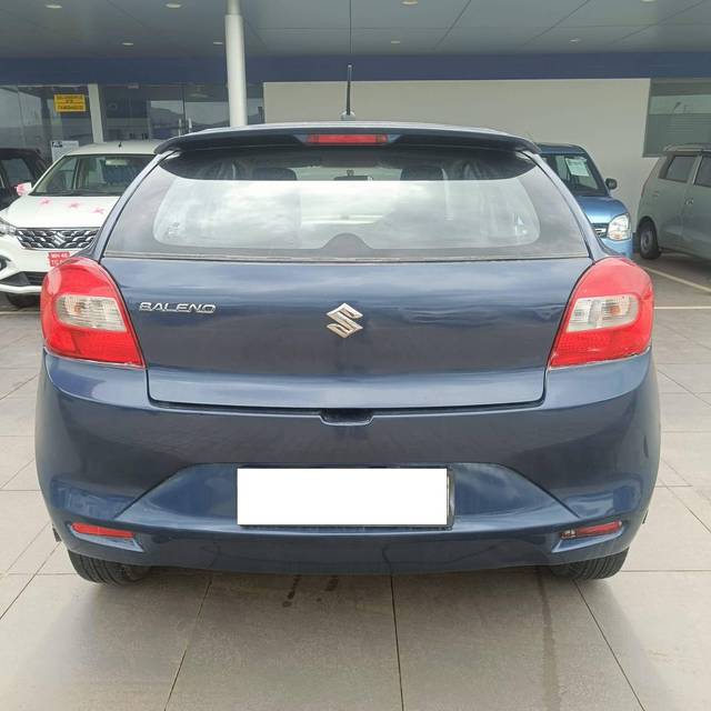 https://images10.gaadi.com/usedcar_image/4629529/original/processed_a0c1f4e1895d86b7c0d876a18c465b59.jpg?imwidth=6402