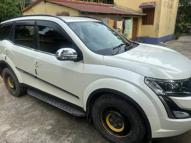 https://images10.gaadi.com/usedcar_image/4629533/original/44b90bb5129d5985b9e78f81ae4b73e5.jpg?imwidth=6401