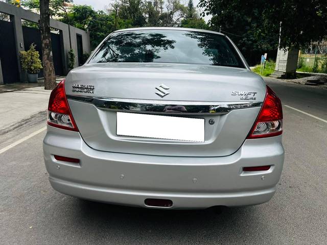 https://images10.gaadi.com/usedcar_image/4629537/original/processed_19a0d9433a7907097eeb8e330b38c262.jpg?imwidth=6401